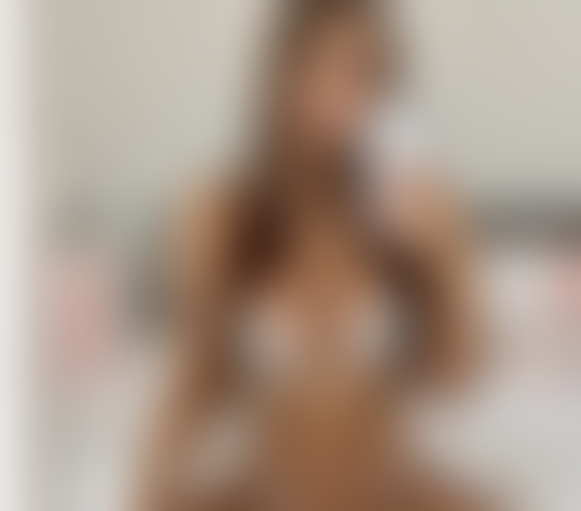 Escorts West Midlands Birmingham - Photos for Now in town party girl in out 🥰 Miruna